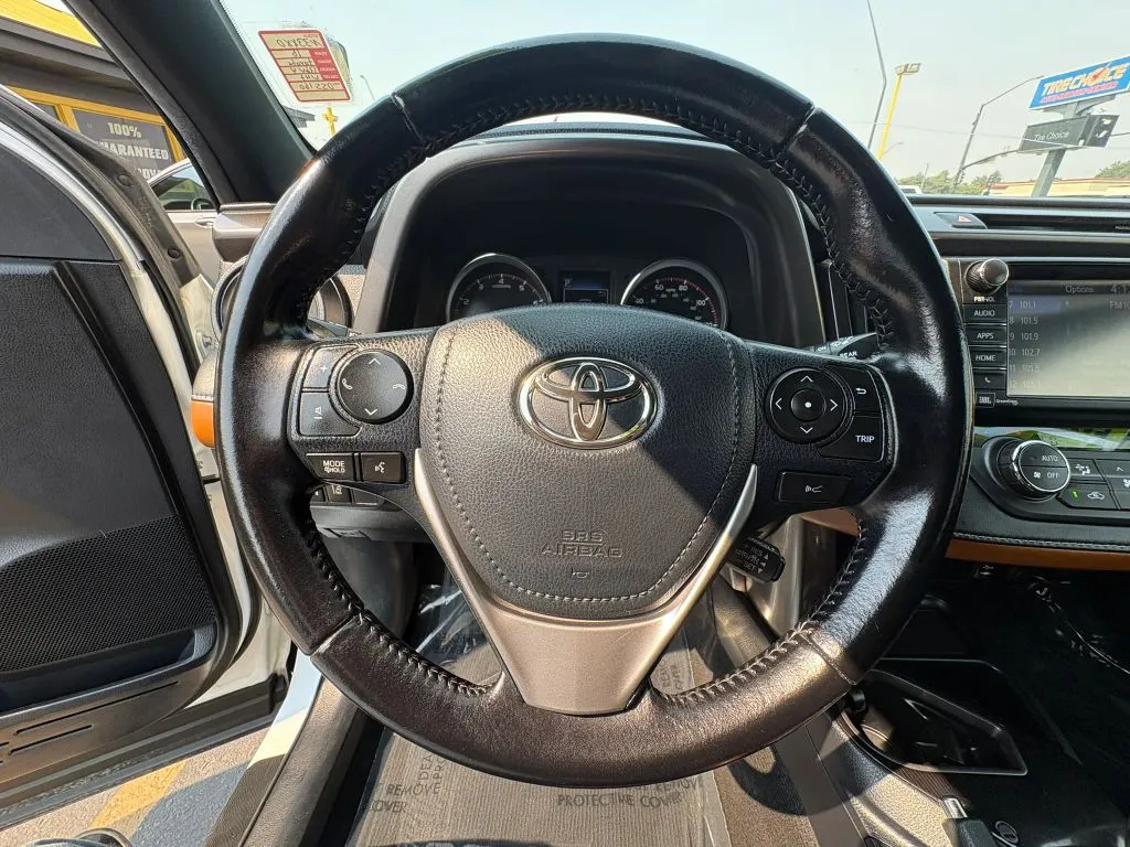 Toyota RAV4 photo 14