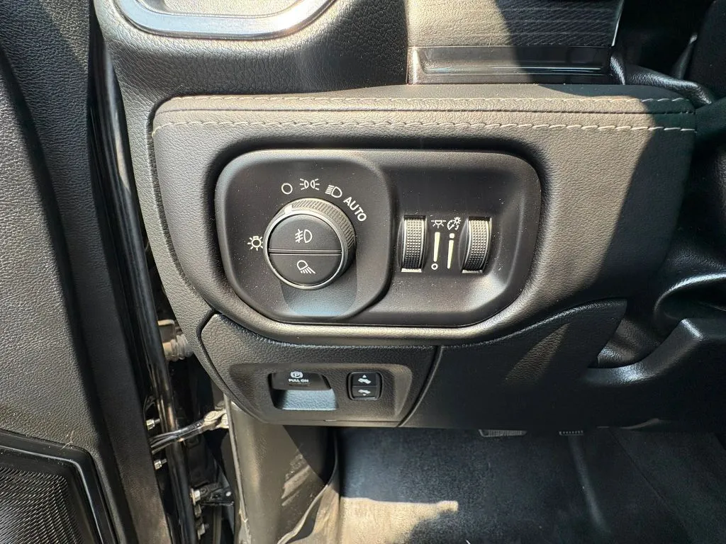 Ram 1500 photo 18