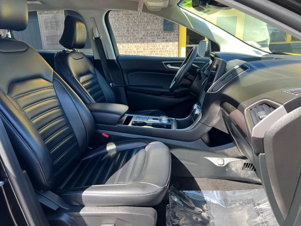 2024 Ford Edge SEL - Photo 11