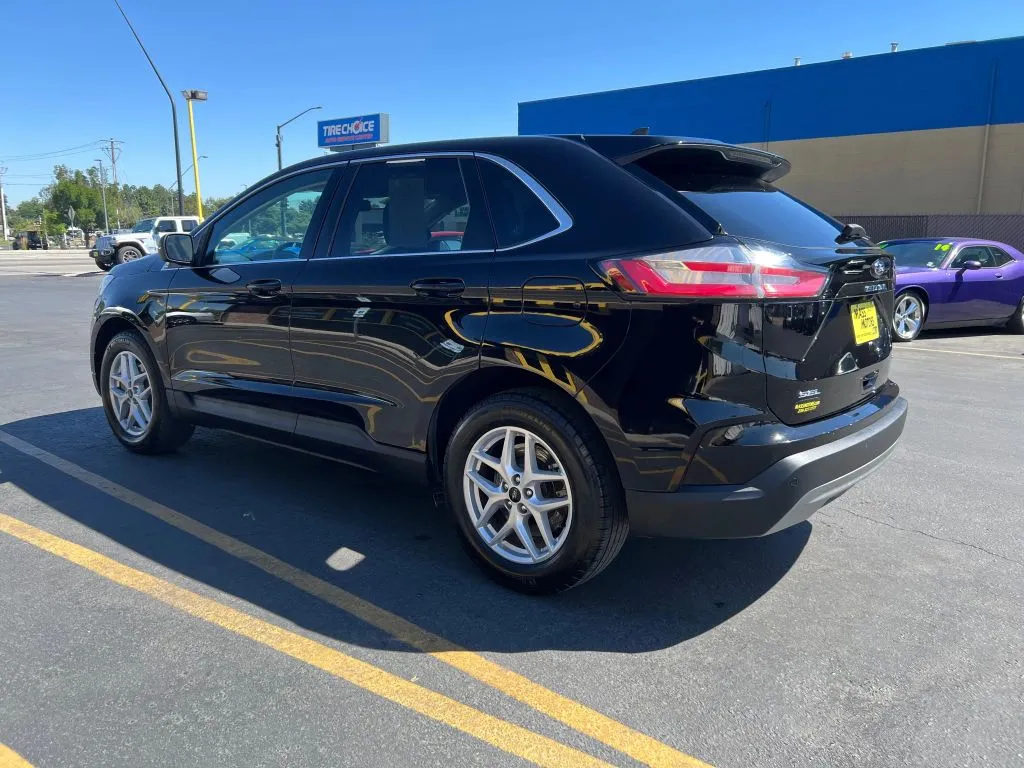 2024 Ford Edge SEL - Photo 6