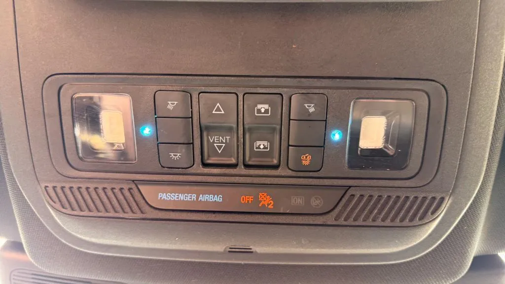 Ford Explorer photo 20