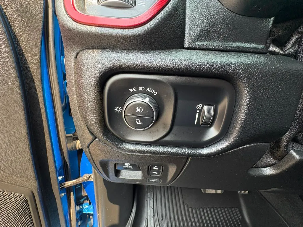 Ram 1500 photo 18