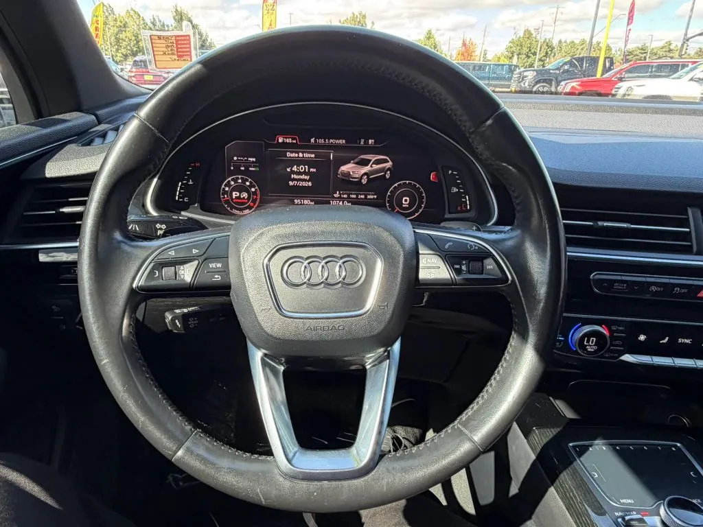 Audi Q7 photo 14