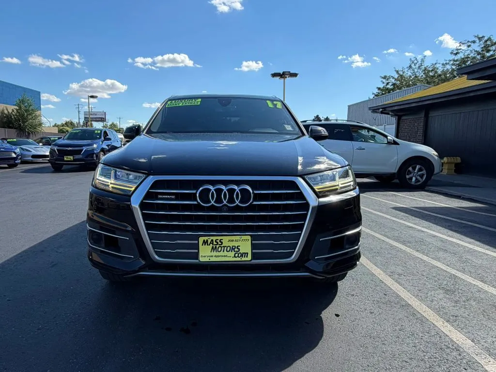 Audi Q7 photo 3