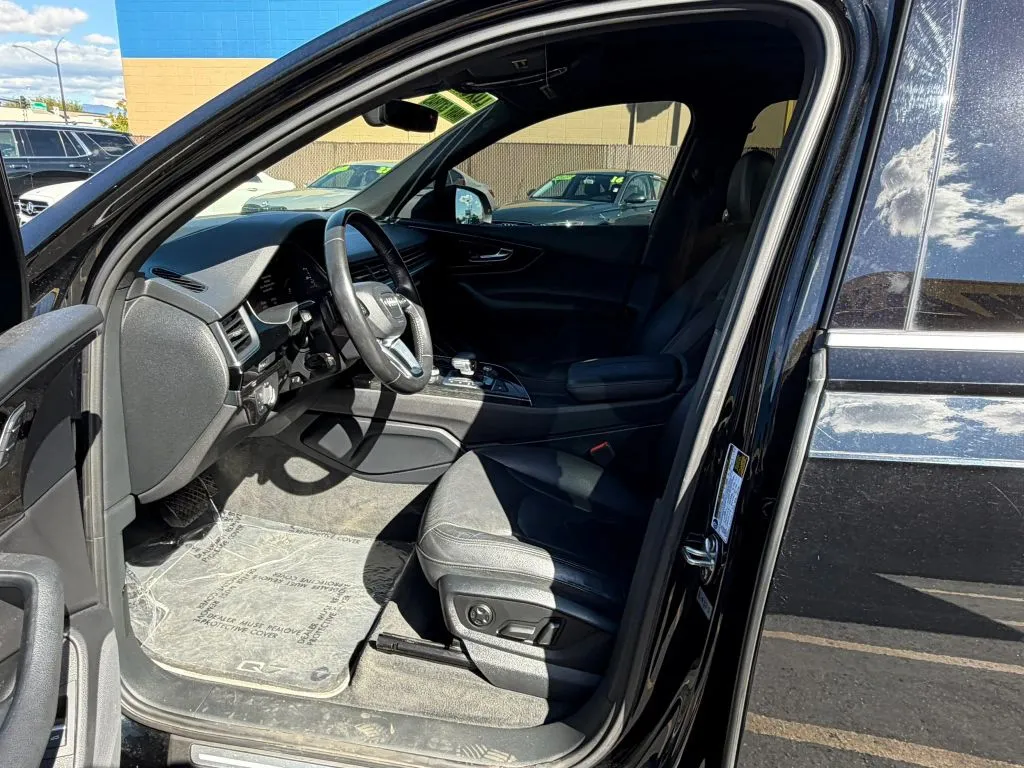 Audi Q7 photo 12