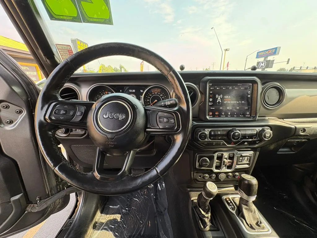 Jeep Gladiator photo 12