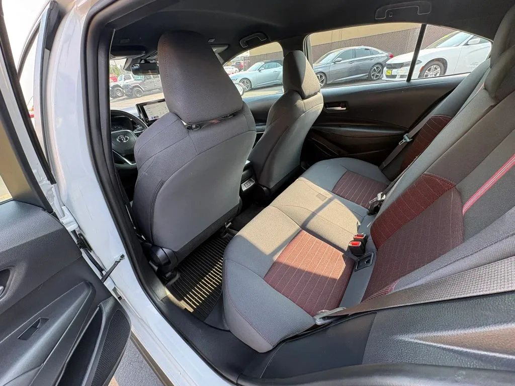 Toyota Corolla photo 10