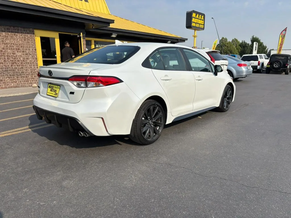 Toyota Corolla photo 7