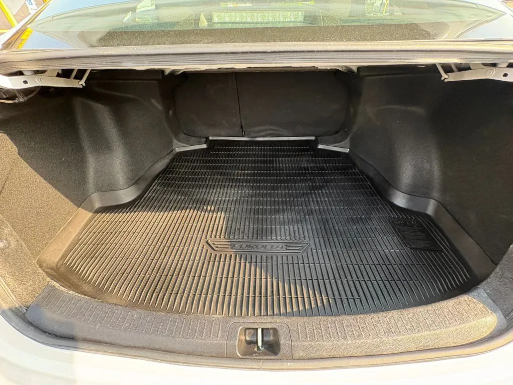 Toyota Corolla photo 20