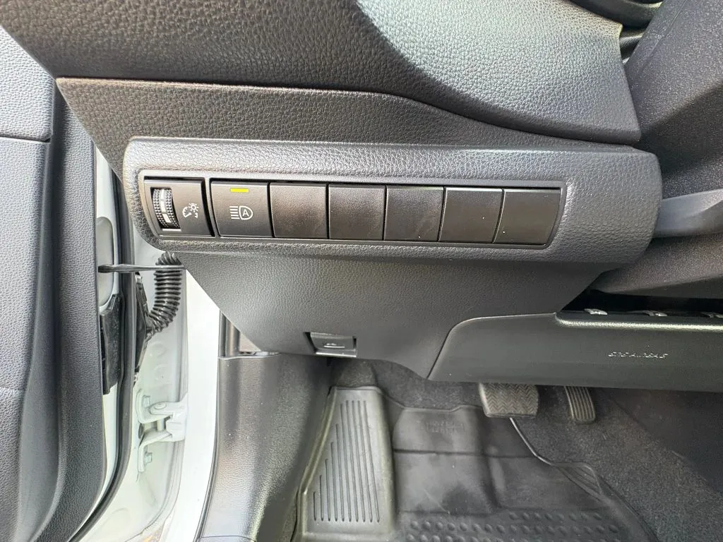 Toyota Corolla photo 18