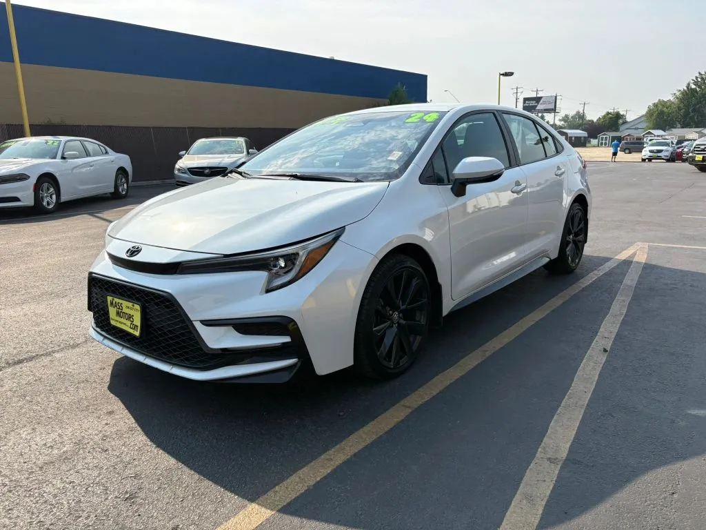 Toyota Corolla photo 3