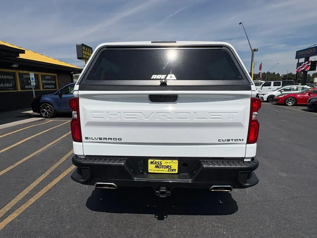 Chevrolet Silverado photo 6
