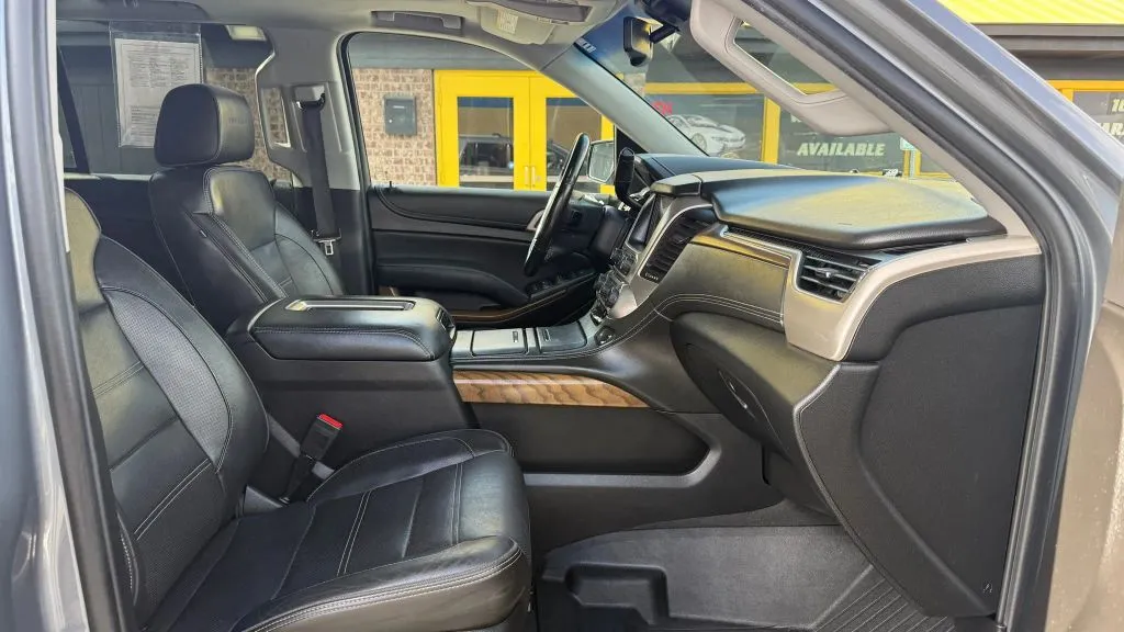 GMC Yukon photo 11