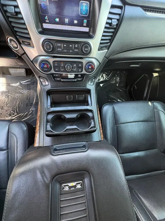 Chevrolet Tahoe photo 16