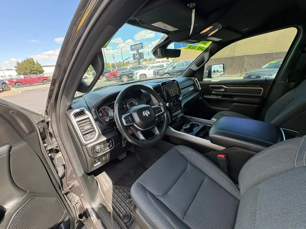 Ram 1500 photo 9