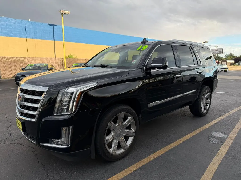 Cadillac Escalade photo 4
