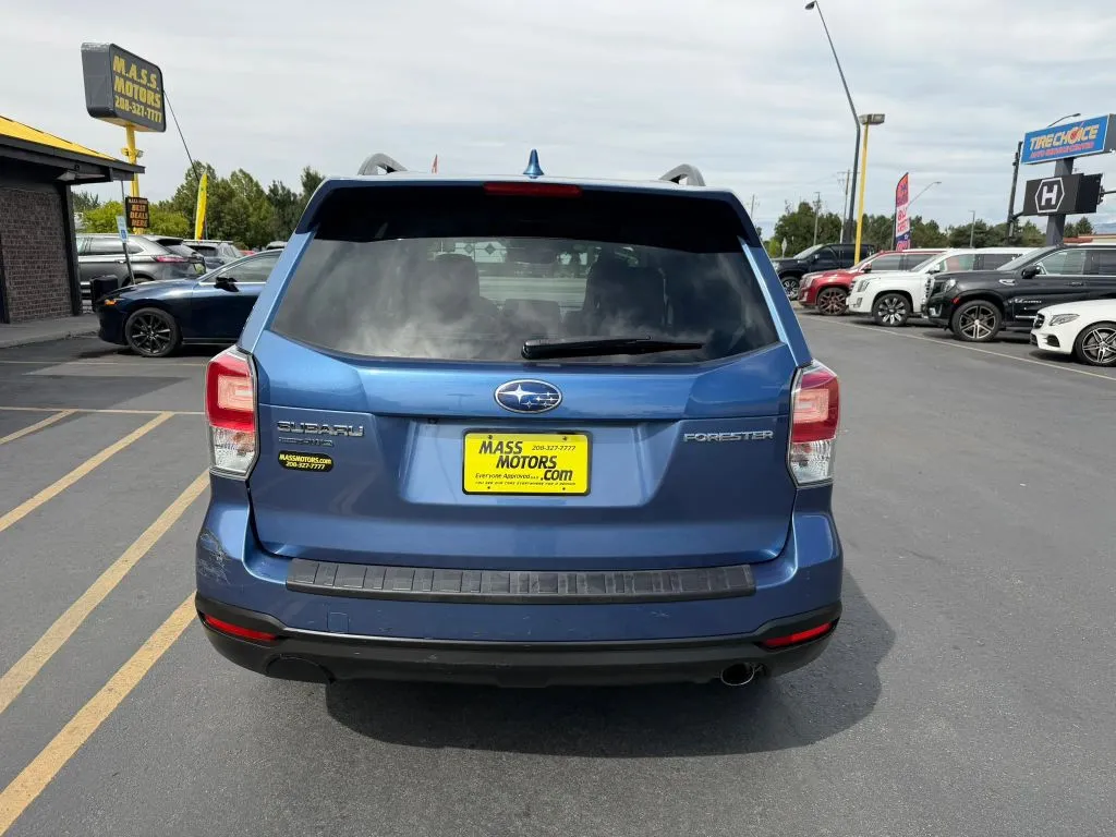 Subaru Forester photo 7