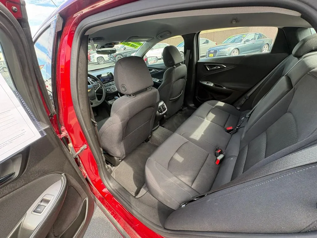 Chevrolet Malibu photo 10