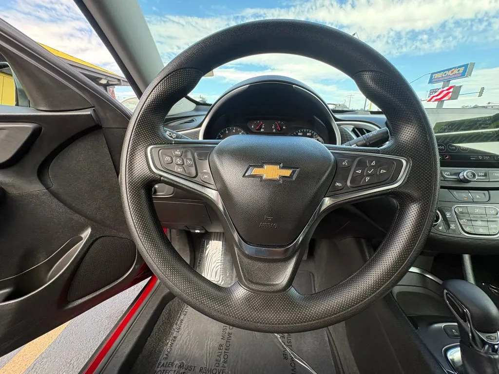 Chevrolet Malibu photo 14