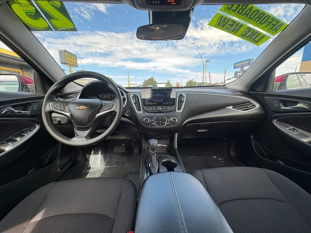 Chevrolet Malibu photo 18