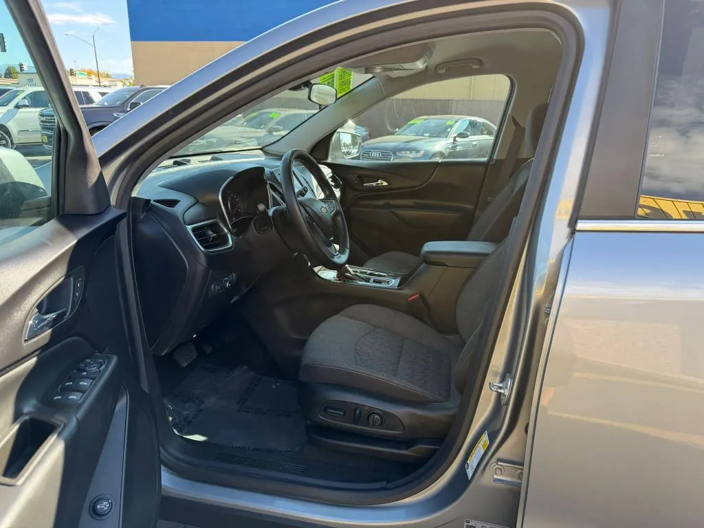 Chevrolet Equinox photo 12