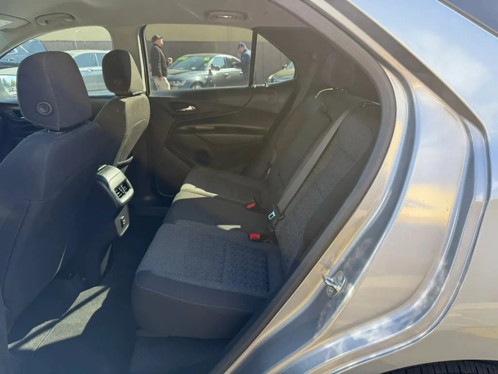 Chevrolet Equinox photo 10