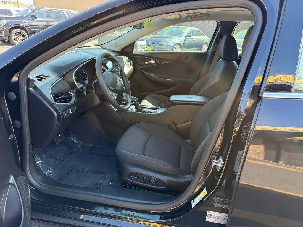 Chevrolet Malibu photo 12