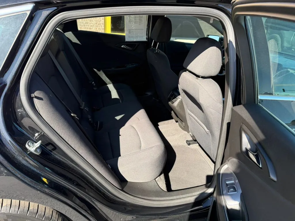 Chevrolet Malibu photo 9