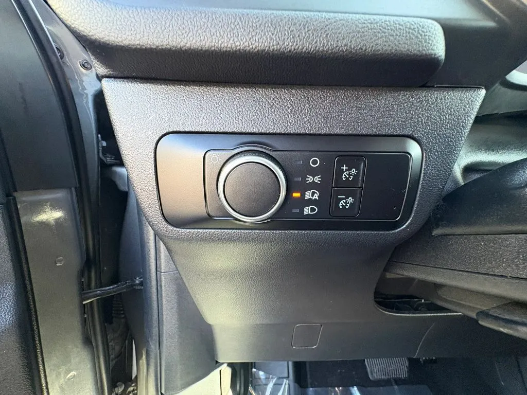 Ford Escape photo 18