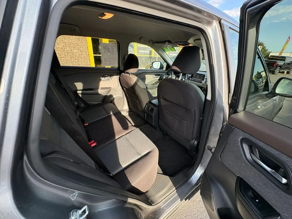 Nissan Rogue photo 12