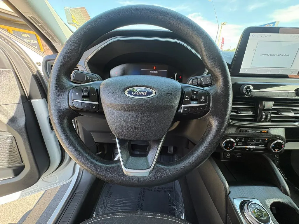 Ford Escape photo 14