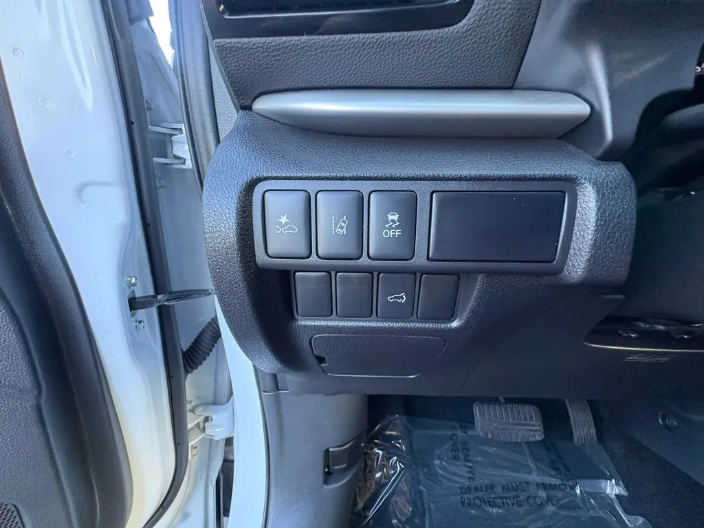 Mitsubishi Eclipse Cross photo 18