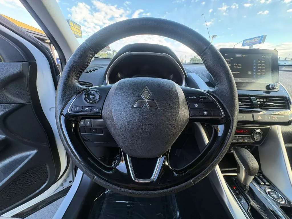 Mitsubishi Eclipse Cross photo 14