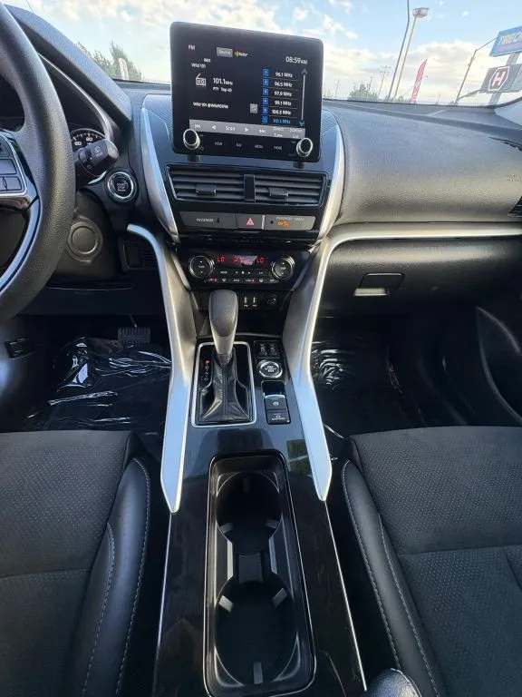Mitsubishi Eclipse Cross photo 17