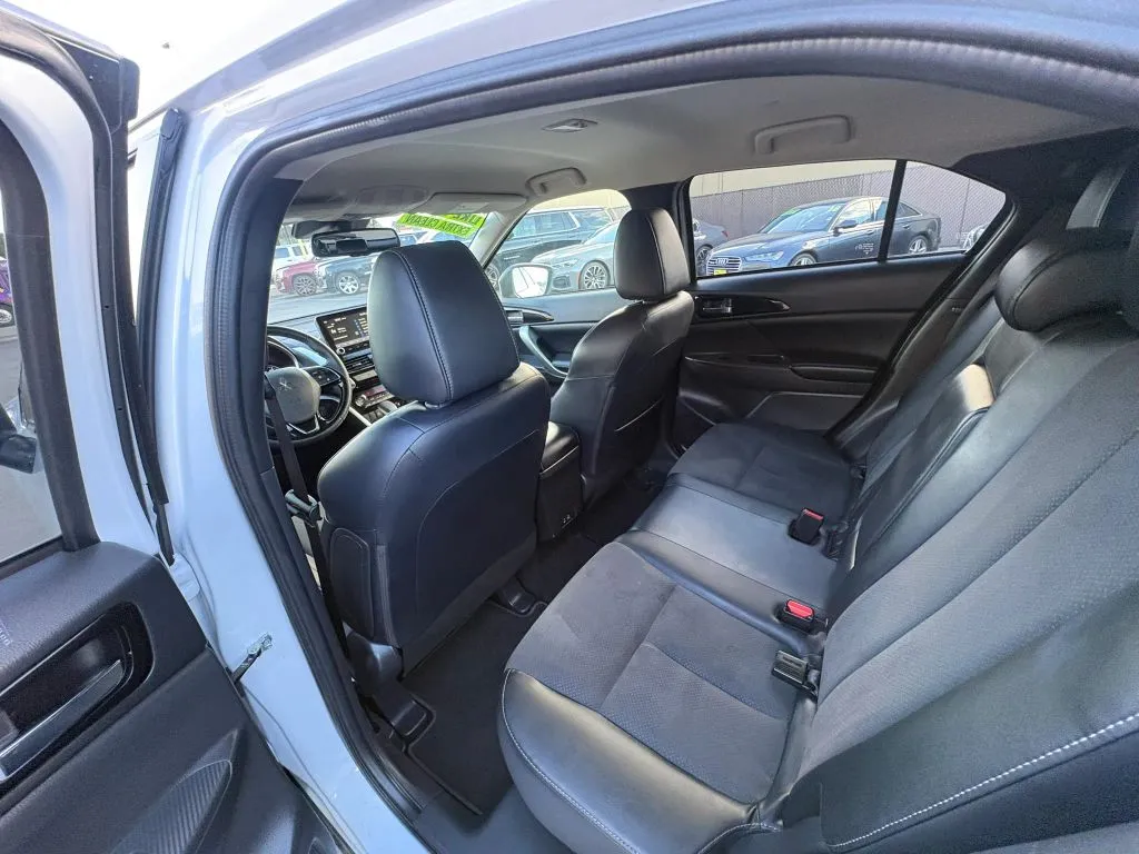 Mitsubishi Eclipse Cross photo 10