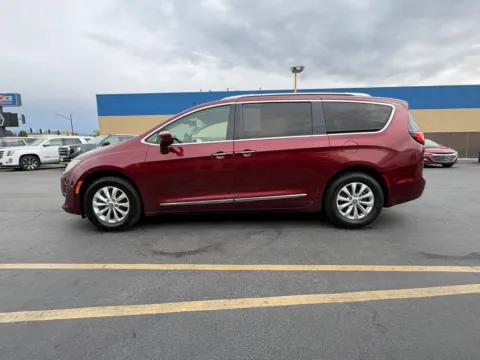 More photos of 2018 Chrysler Pacifica Touring L Minivan 4D at MASS Motors Fairview Used Car Dealership, ID