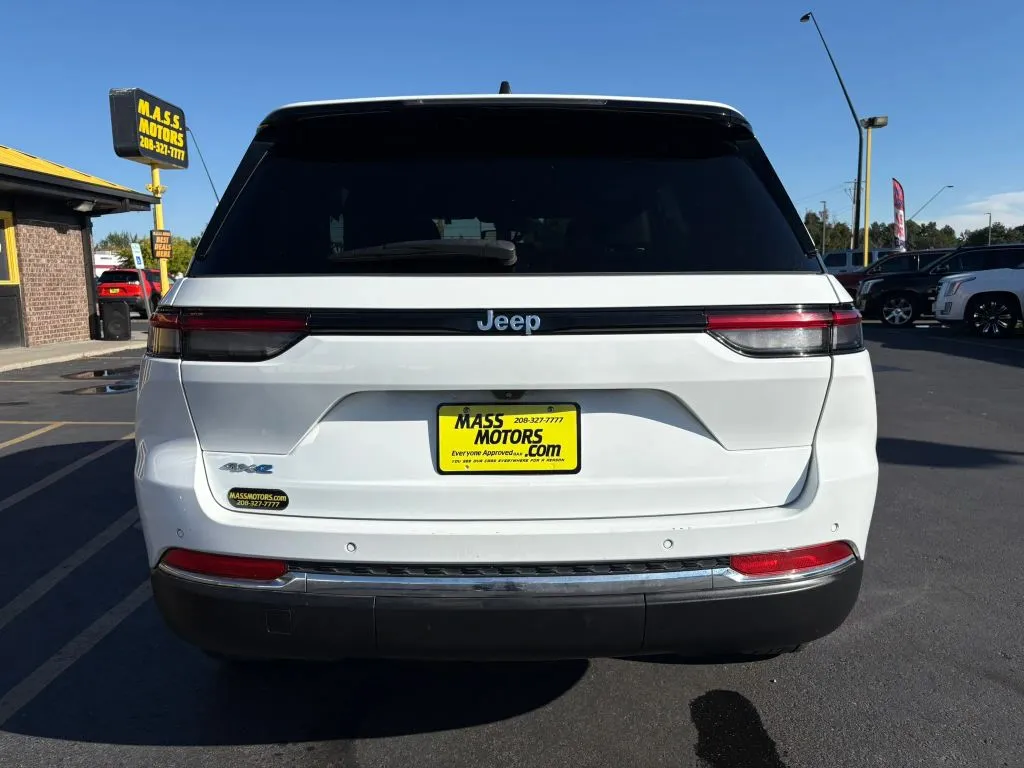 Jeep Grand Cherokee photo 6