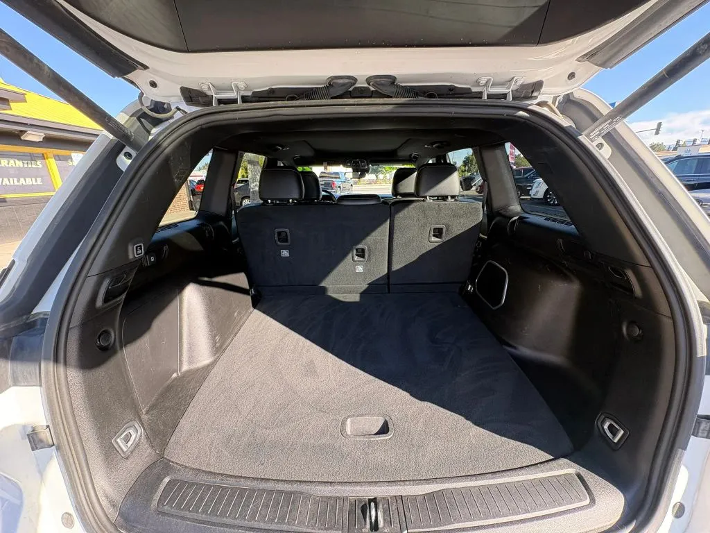 Jeep Grand Cherokee photo 20