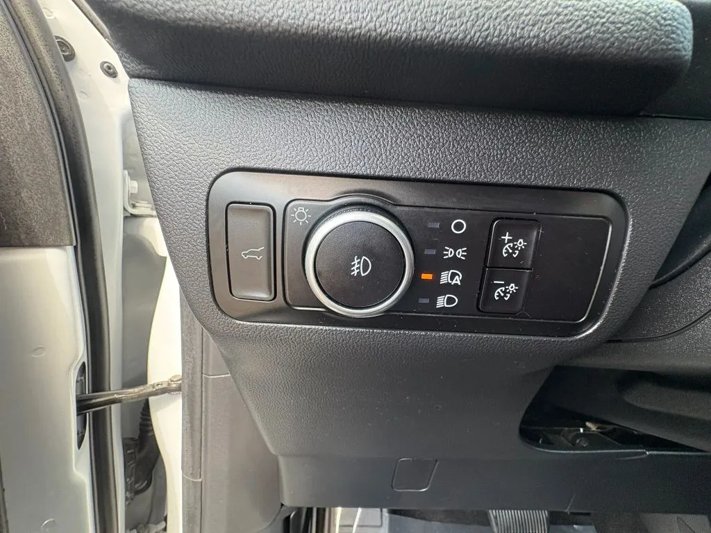 Ford Escape photo 18