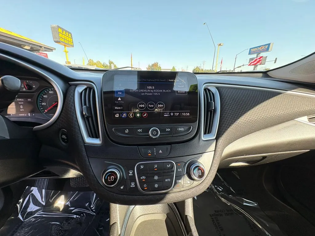 Chevrolet Malibu photo 16