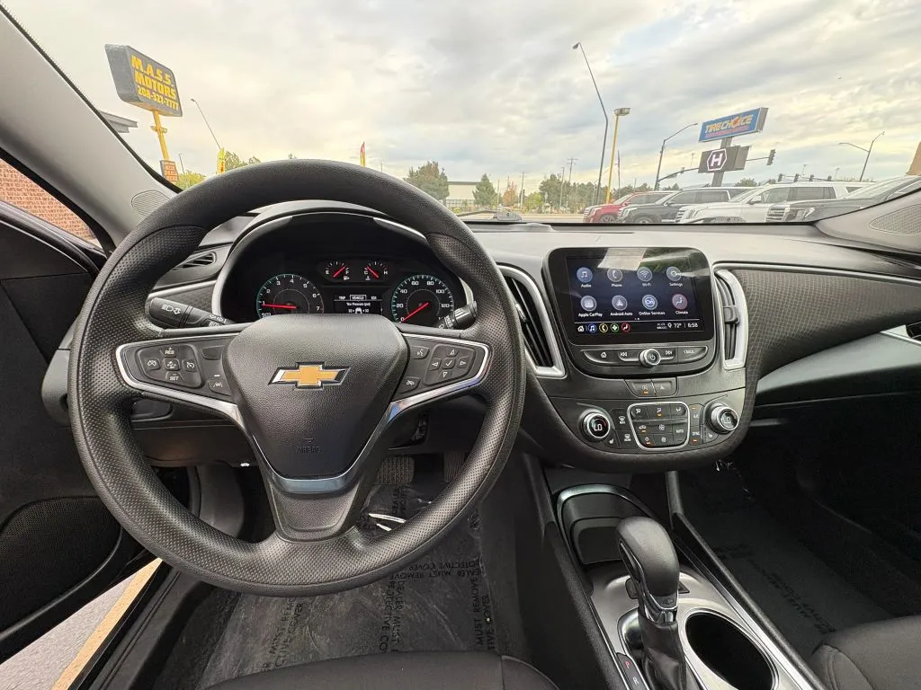 Chevrolet Malibu photo 13