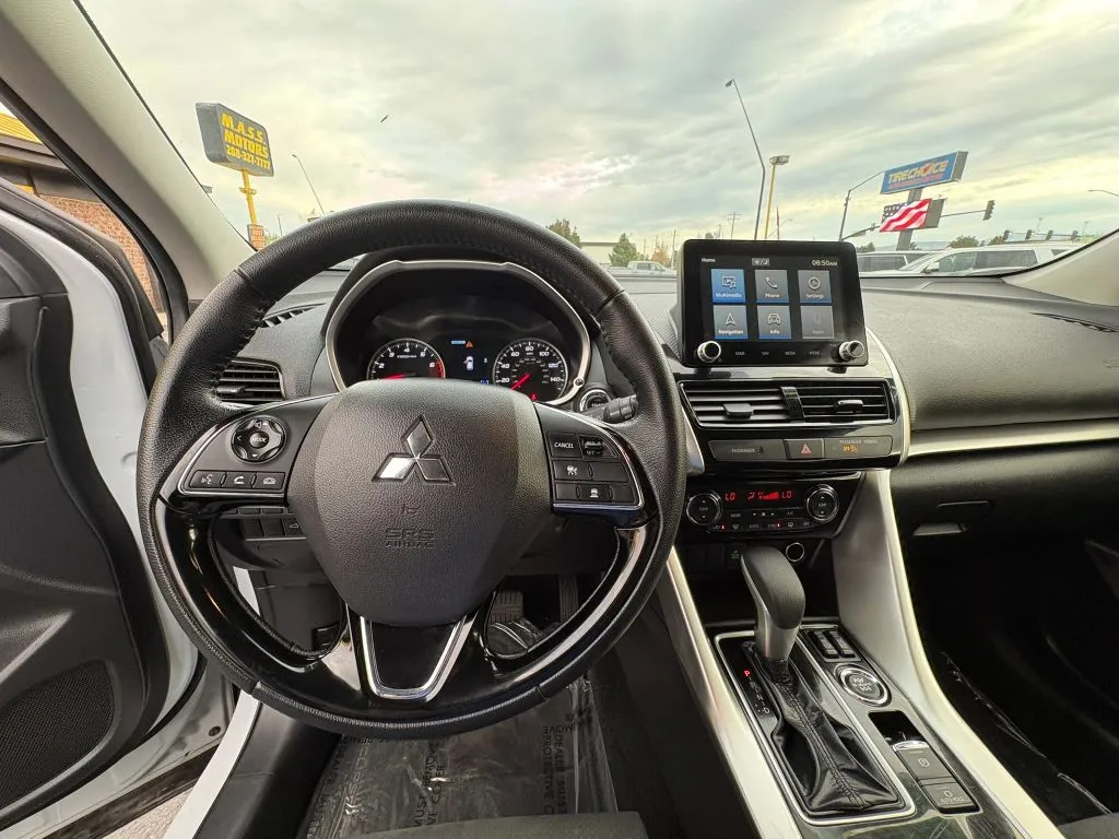 Mitsubishi Eclipse Cross photo 13