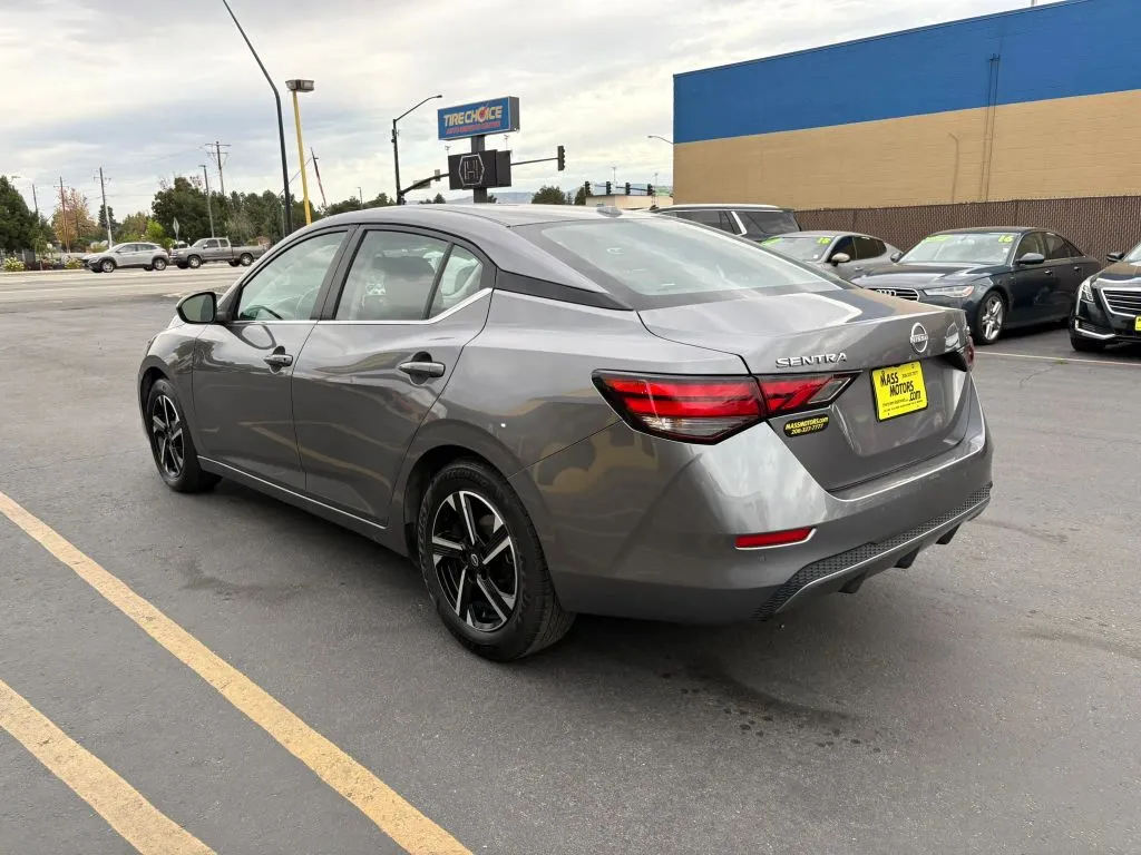 Nissan Sentra photo 5