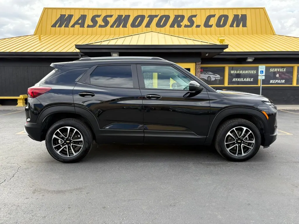 Black 2025 Chevrolet Trailblazer LT Sport Utility 4D for sale in Boise, ID