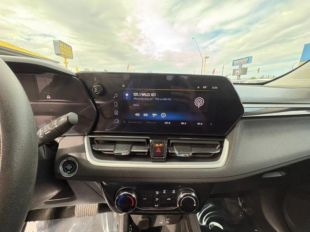 Chevrolet Trailblazer photo 16
