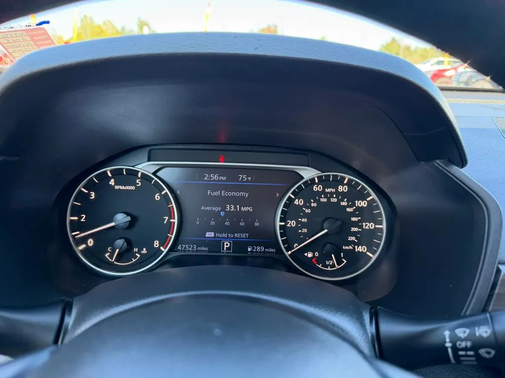 Nissan Altima photo 15
