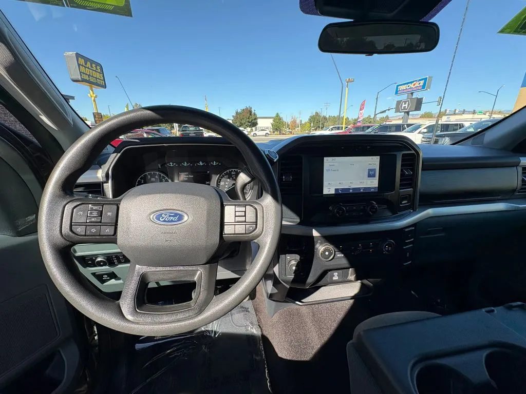 Ford F-150 photo 13