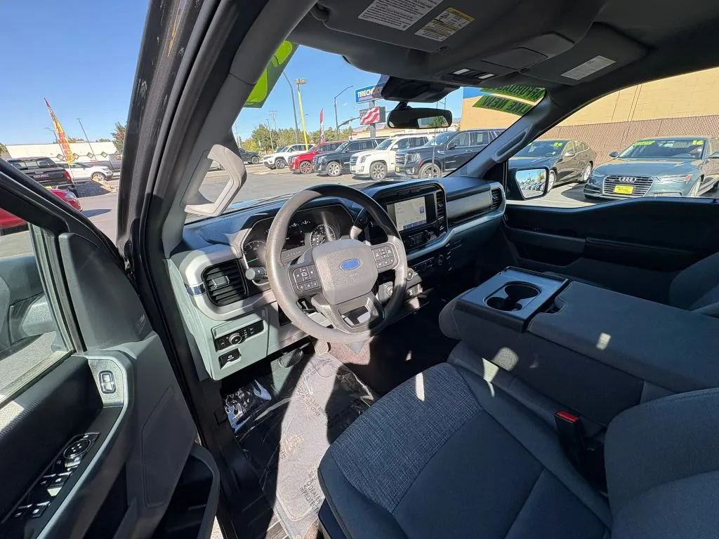 Ford F-150 photo 9