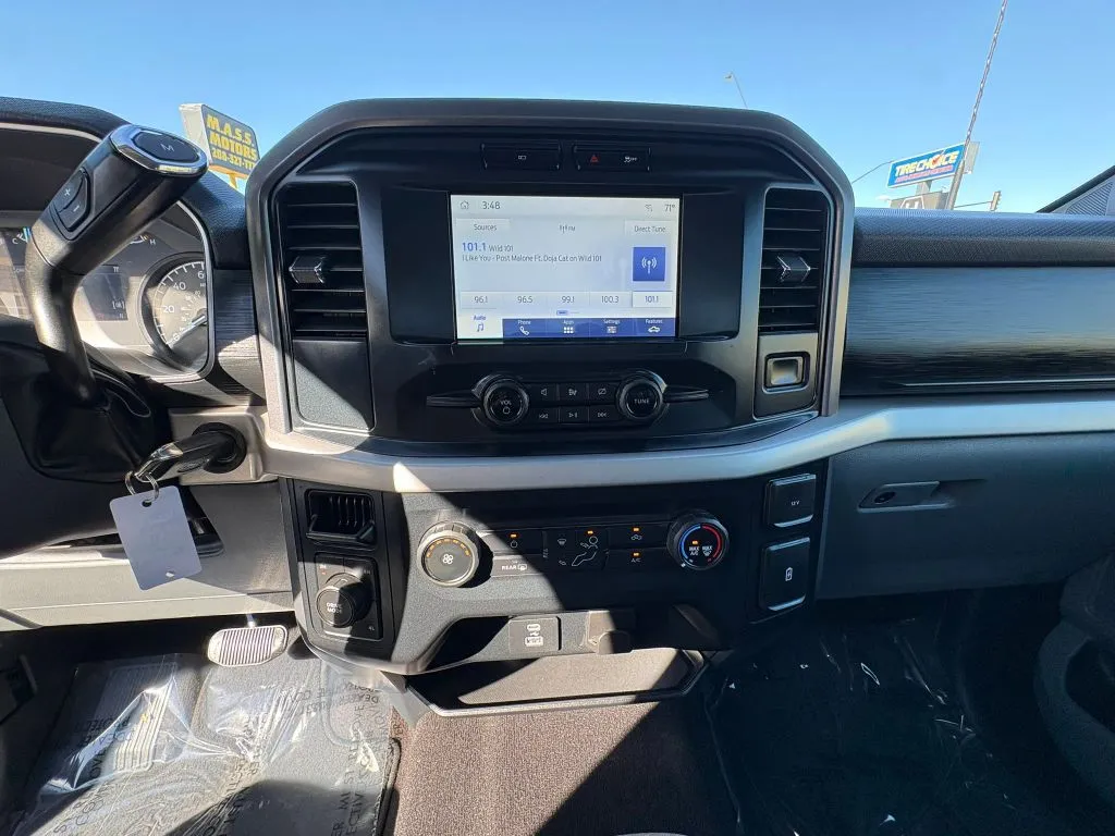 Ford F-150 photo 16