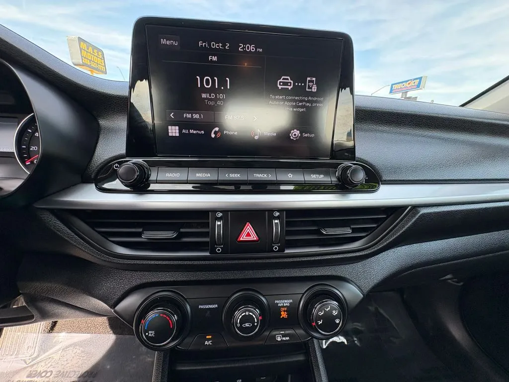 Kia Forte photo 16
